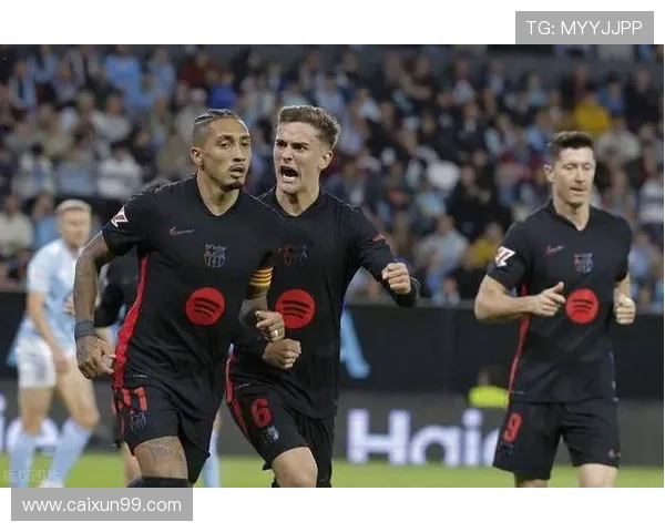 塞尔塔与巴萨历史交锋回顾及两队发展历程分析